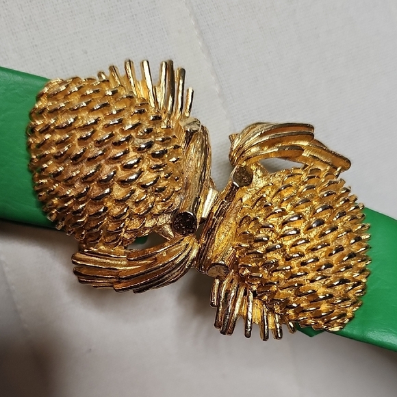 Vintage Green Belt with Gold Pinecone Buckle - Picture 6 of 7